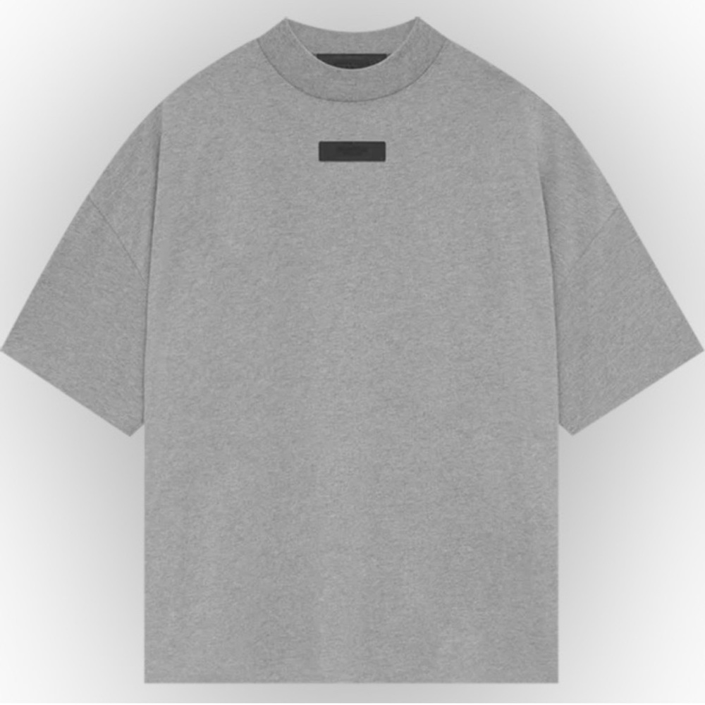 NEW WITH TAGS Men’s Essentials T-shirt